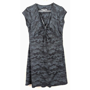 SOYBU Sport sz L Everyday Dress camo black & gray tennis racquetball 2730
